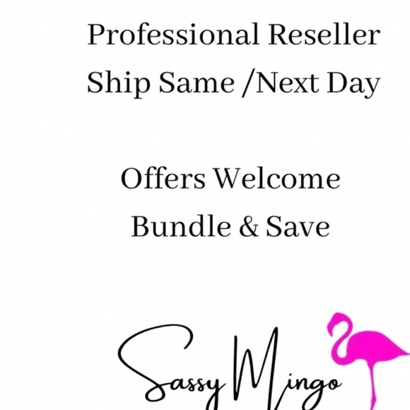 MINI SNOWMAN SALT & PEPPER SHAKERS DECOR | Holiday Collectible - Picture 11 of 11